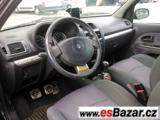 RENAULT CLIO r.v 2001 14.16v