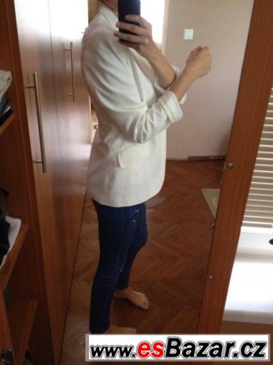 prodám úplně nové sako od zn:Atmosphere vel:M-L prodám úplně nové sako od zn:Atmosphere vel:M-L