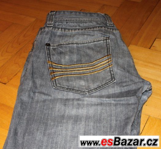 DŽÍNY Cropp Denim vel.32/34 jako nové