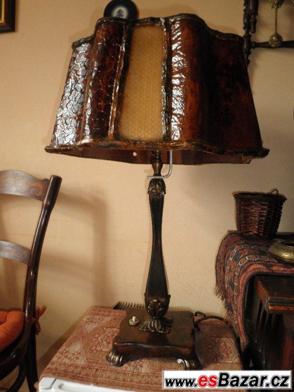 Starožitná stolní lampa