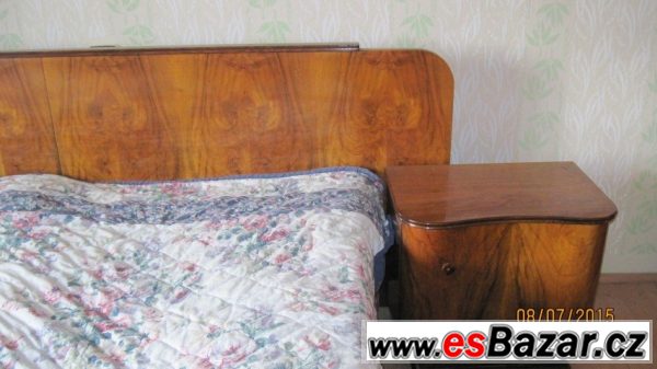 Starý nábytek ze 60tých let