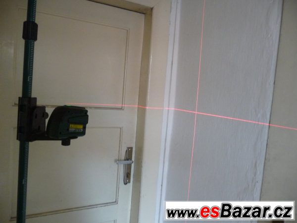 Křížový laser PCL10