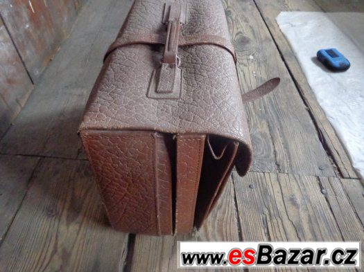 Kožená aktovka-kufr 300kč