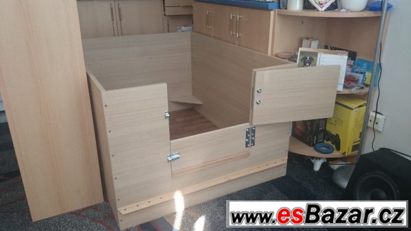 Porodní bedna pro střední plemena Porodní bedna pro střední plemena