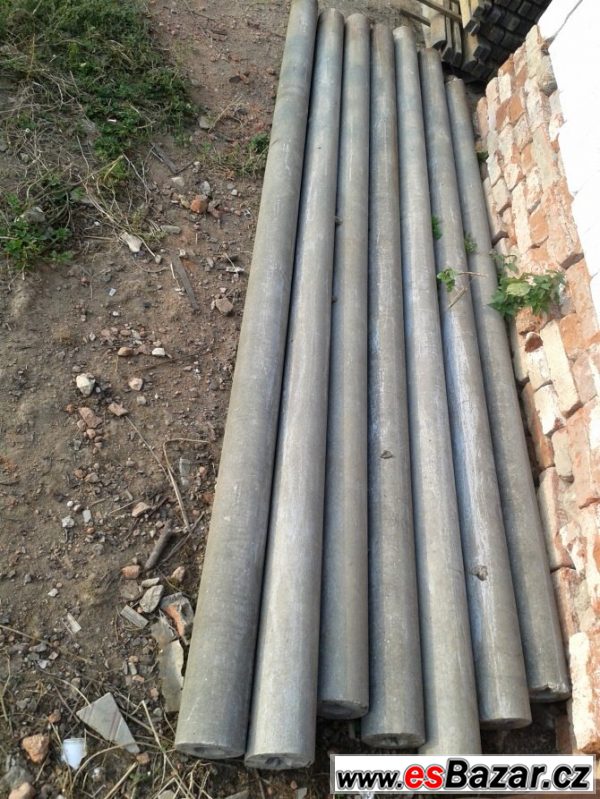 Prodám betonové sloupky Prodám betonové sloupky