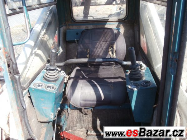 Prodáme nakladač Locust 750 Prodáme nakladač Locust 750