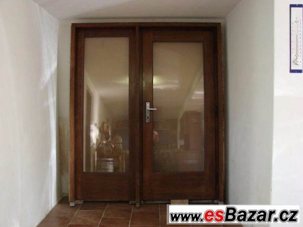 Vchodové/interiérové dubové dveře