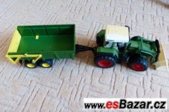 Traktor s vlečkou