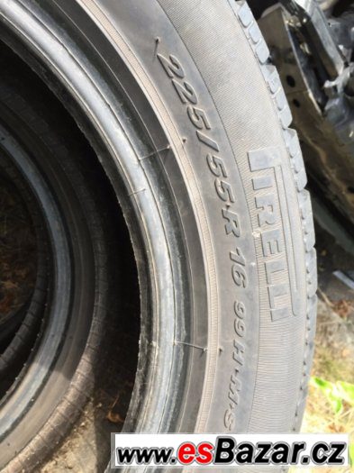 Zimní pneu 225/55R16 99H Pirelli