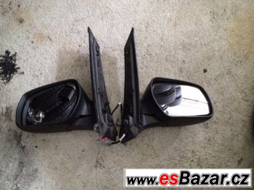 ford-focus-c-max-zrcatka