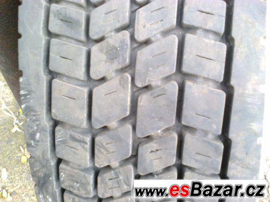 Nákladní pneu 265/70 R19.5