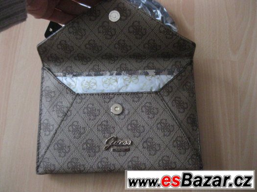 Guess crossbody kabelka a psaníčko v 1