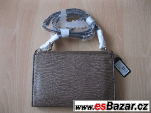 Guess crossbody kabelka a psaníčko v 1