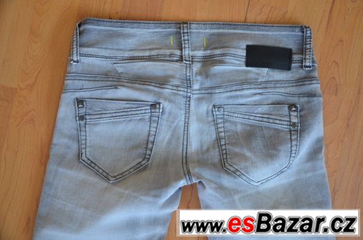 Tally Weijl Jeans vel. 38