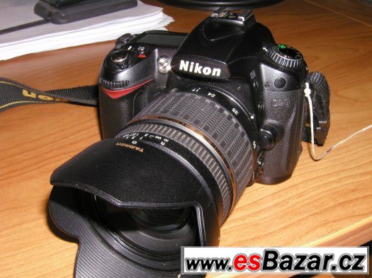 Nikon D90,tělo,2.baterie+přísluš.