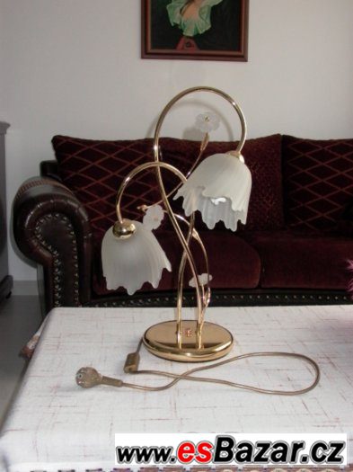 parádní lampička na stůl