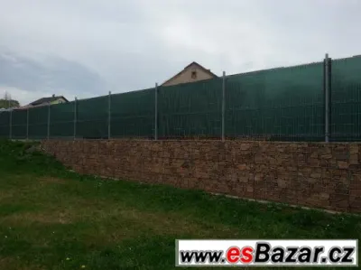 Prodám stínící tkaninu na plot-90%stínění,130gr na 1m2.