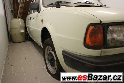 Škoda 105 S s doklady bez stk