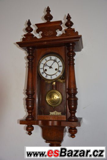 Starožitné řezbované hodiny U.M. Germany r.1910