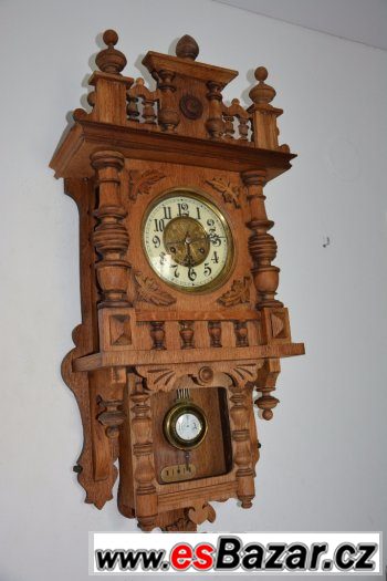 Starožitné řezbované hodiny Junghans, rok 1925 - světlé