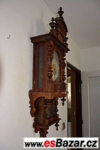 Starožitné,řezbované hodiny Junghans-1920 s balkónkem-UNIKÁT