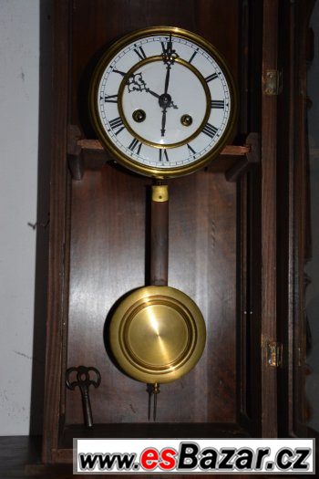 Starožitné řezbované hodiny U.M.Germany, r.1900