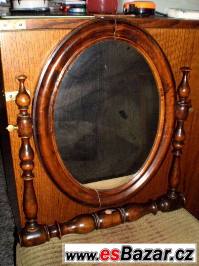 Starožitné otočné zrcadlo