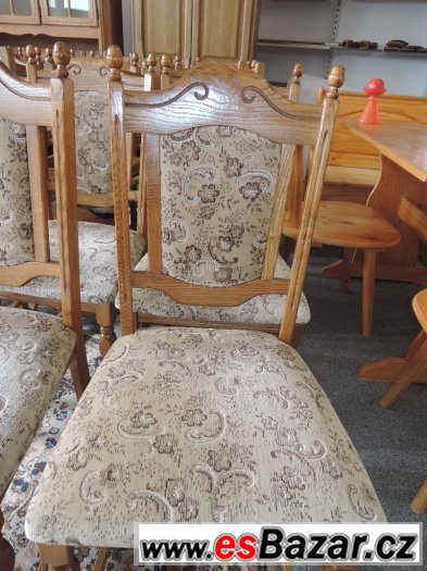 29 dubových rustikálních židlí do restaurace