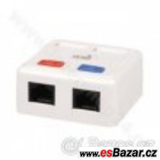 Patch panel 24P a datové zásuvky Patch panel 24P a datové zásuvky