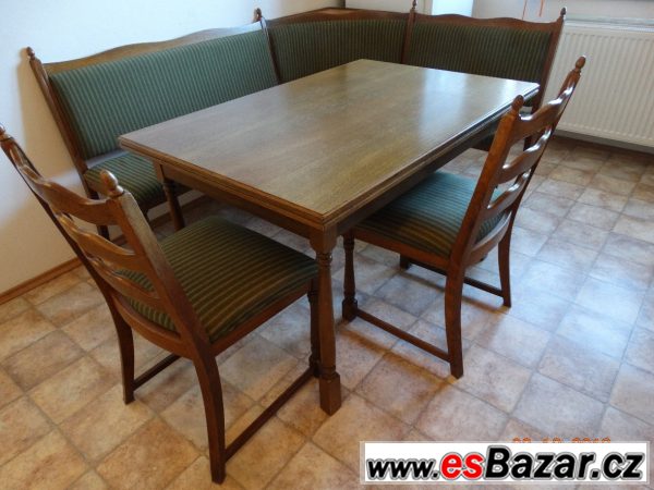 Kuchyňská lavice, stůl a 2 židle