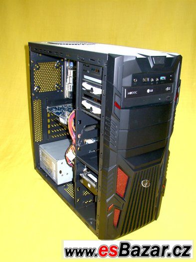 Čtyřjádrový PC/sc.775/HDD 640 GB/RAM 8GB+DÁREK ZDARMA