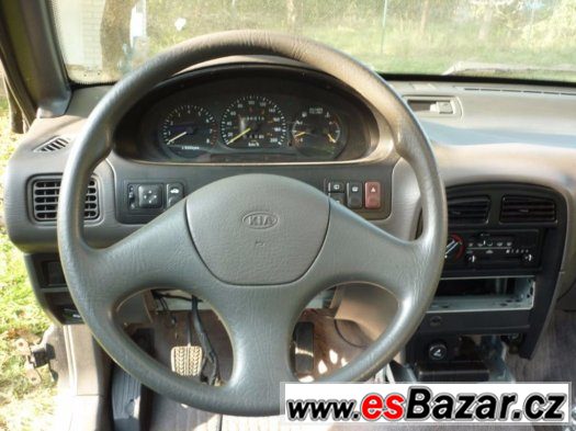 volant Kia Sportage I