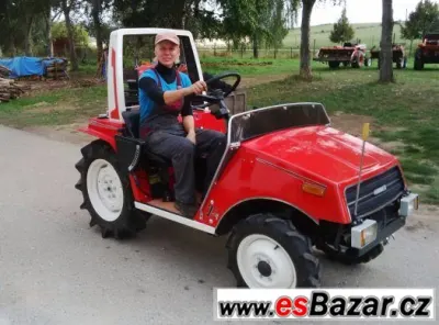 Malotraktor 20 koní, tovární výroby ,