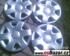 Škoda - prodám originál sadu poklic 15", 4 kusy, pěkné,