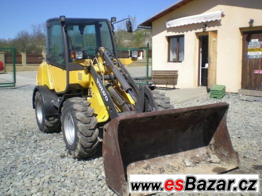 VOLVO L25B