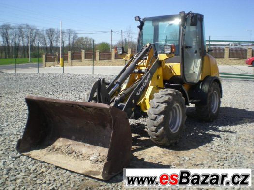 VOLVO L25B