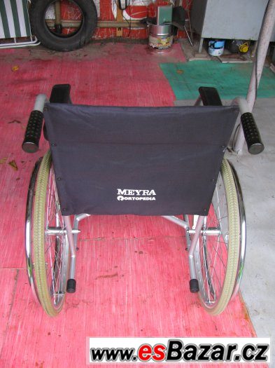 INVALIDNÍ VOZÍK MANUÁLNÍ zn. MEYRA SERVICE, typ 3.600 INVALIDNÍ VOZÍK MANUÁLNÍ zn. MEYRA SERVICE, typ 3.600
