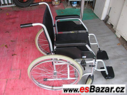 INVALIDNÍ VOZÍK MANUÁLNÍ zn. MEYRA SERVICE, typ 3.600 INVALIDNÍ VOZÍK MANUÁLNÍ zn. MEYRA SERVICE, typ 3.600