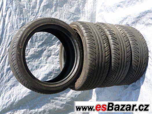 Pneu KUMHO ECSTA SPT 215/45 ZR17 91W