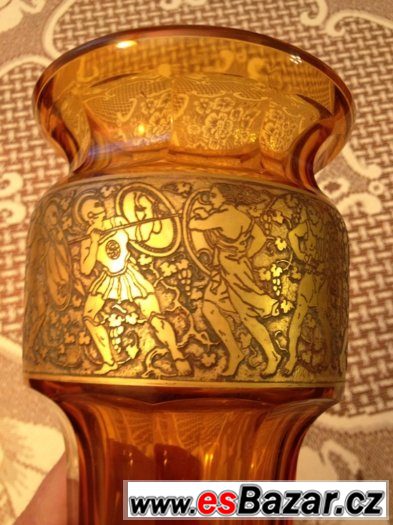 MOSER - starožitná váza r. 1920