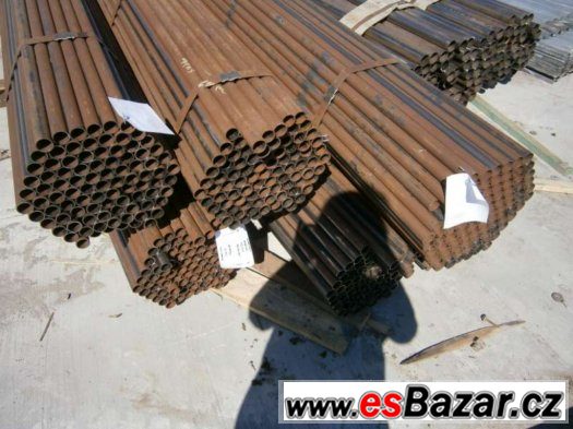 Svařované trubky průměr 57mm Svařované trubky průměr 57mm