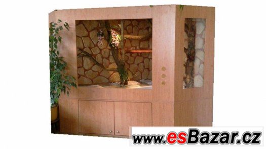 Terarium kompletne vybavene. Terarium kompletne vybavene.