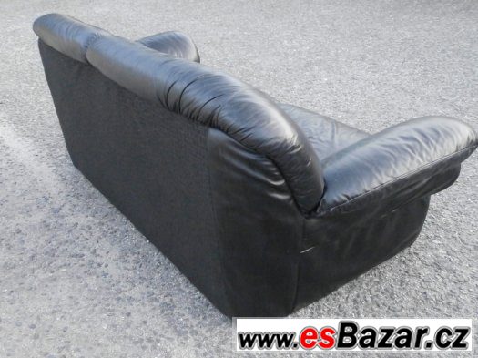 Kožená sedačka+křeslo, barva černá