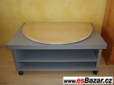 Stolek Ikea na kolečkách