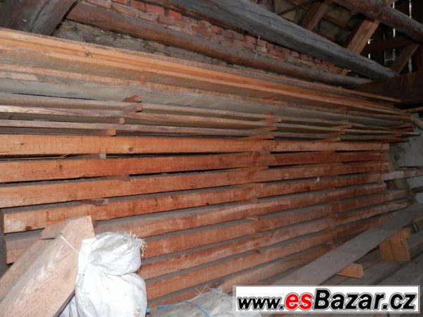 Přirozeně vyschlé dřevo 35 m3 Přirozeně vyschlé dřevo 35 m3
