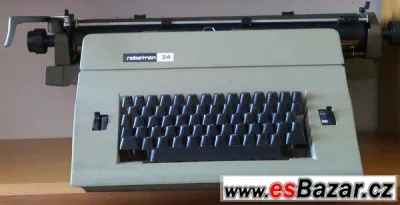 Psací stroj Robotron 24