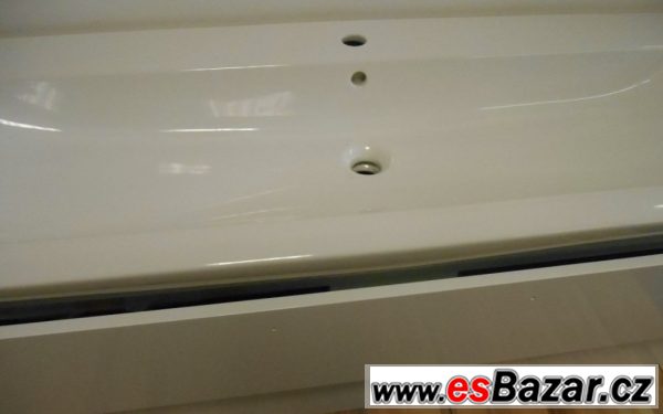 NOVÉ velké umyvadlo + skříň NOVÉ velké umyvadlo + skříň