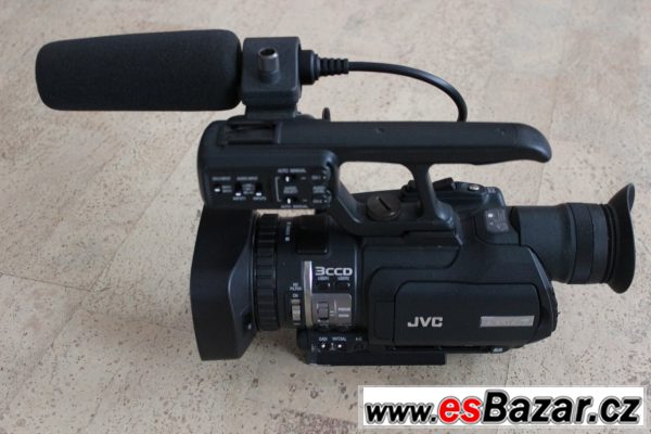 Profesionální kamera JVC GY-HM100E