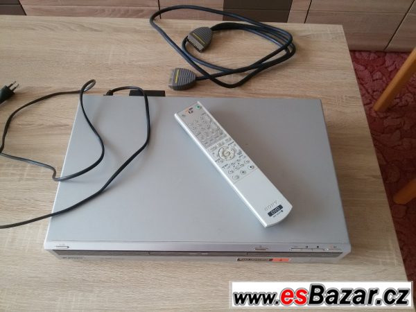 DVD rekordér Sony RDR-GX210/S