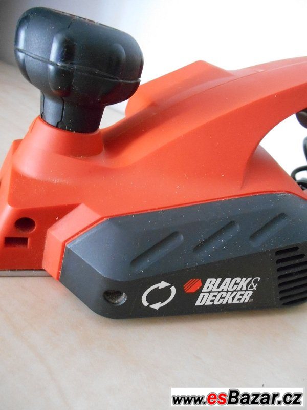 Elektrický hoblík Black&Decker